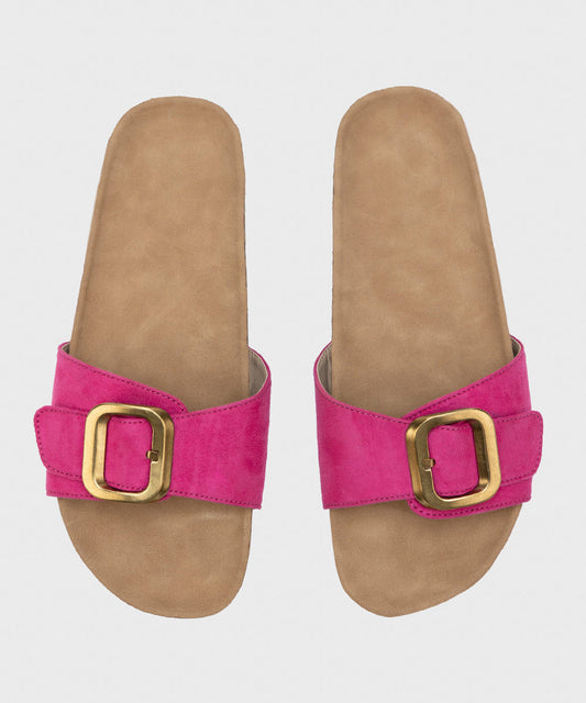 Comfort Slides with Buckle Detail