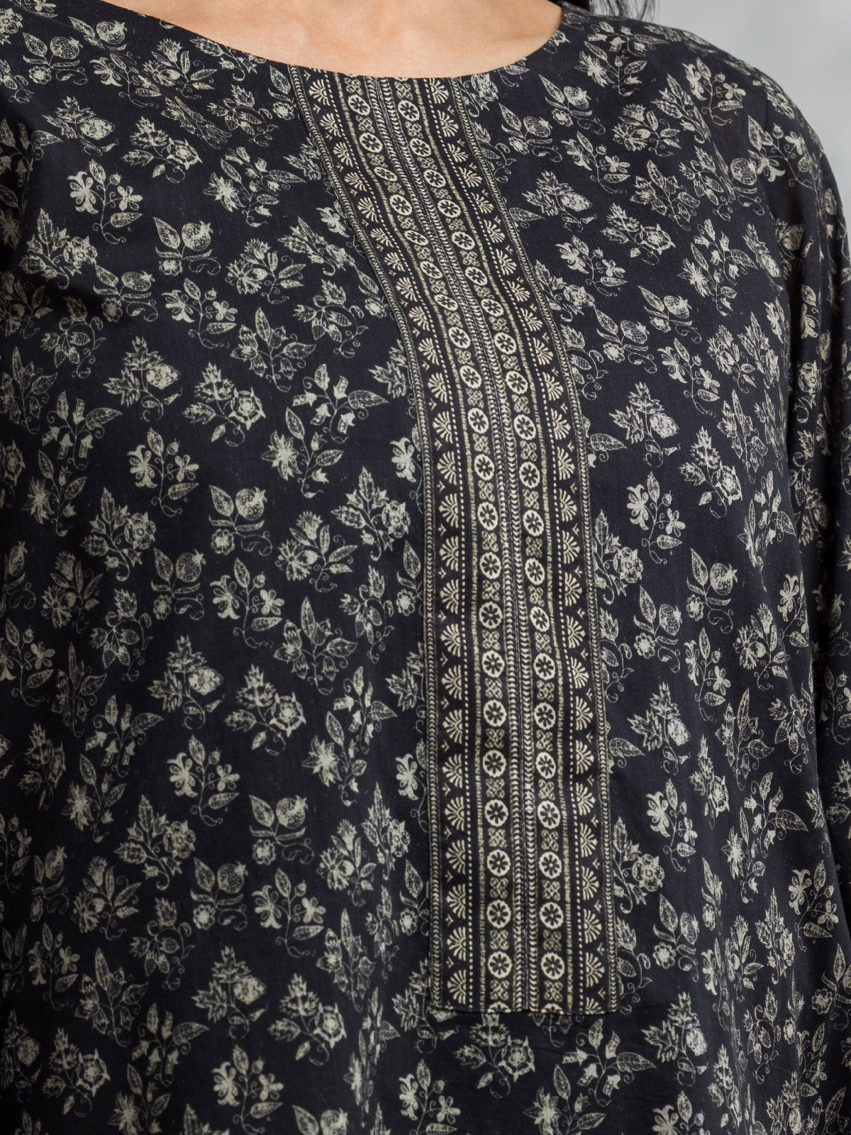 Unstitched Black Printed Lawn 3 Piece