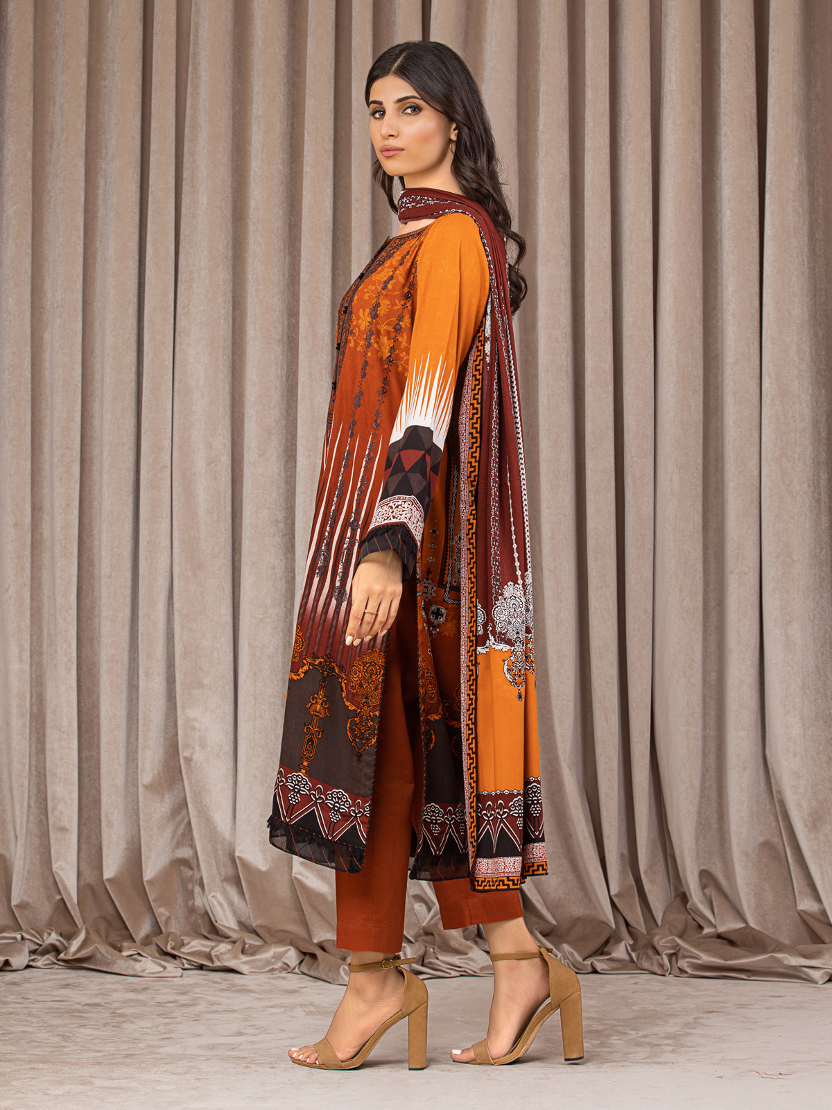 Unstitched Rust Embroidered Crepe 3 Piece