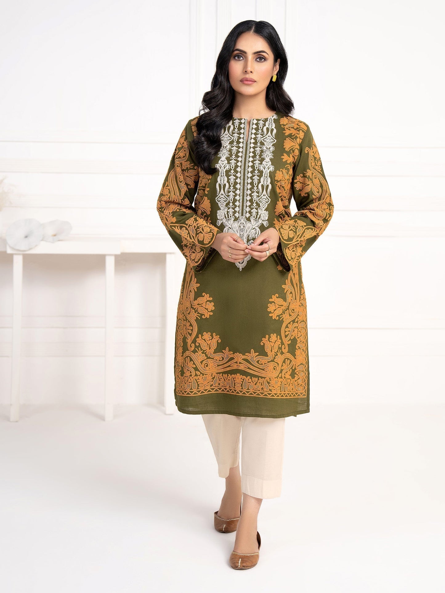 Khaddar Shirt-Embroidered (Unstitched)