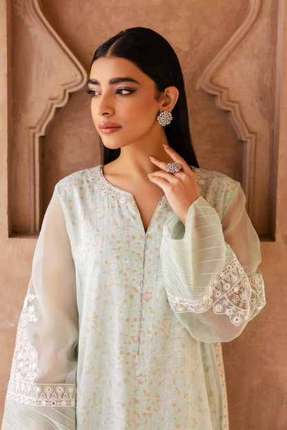 https://www.mariab.pk/products/mb-f24-503-mint-green